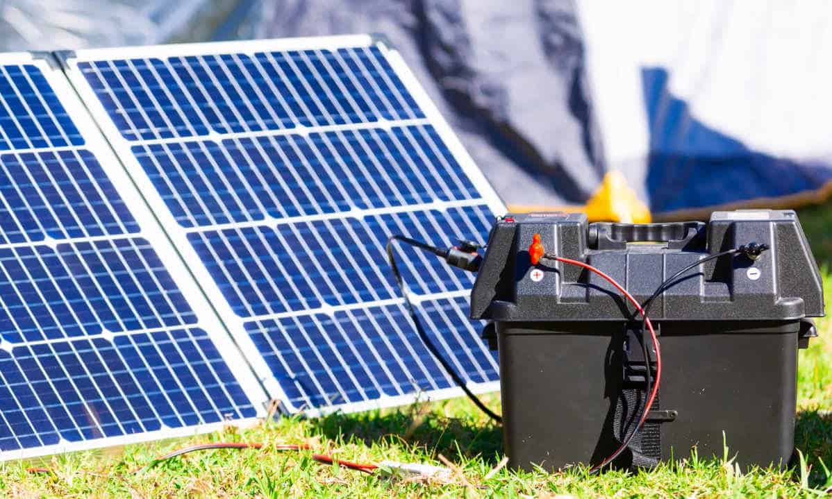 Selecting the Suitable Battery Tech for Your Solar Energy Storage - Rocku Apps