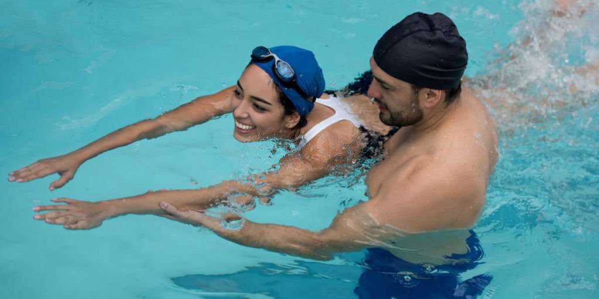 4 Reasons Why You Should Learn and Join Swimming classes