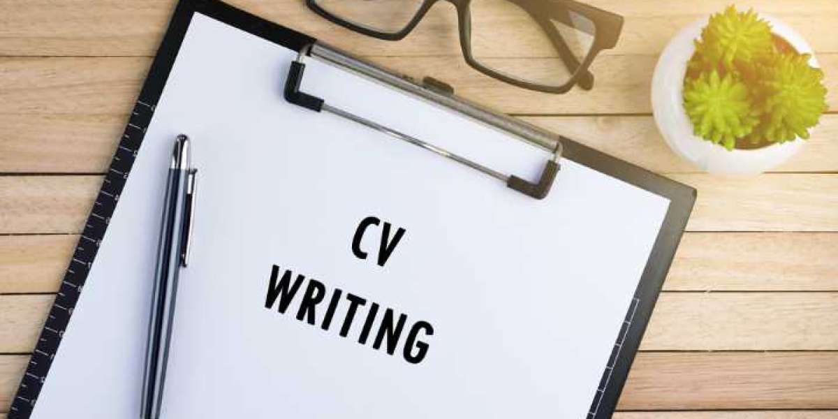 Crafting an Outstanding Retail CV in Australia: Tips and Tricks