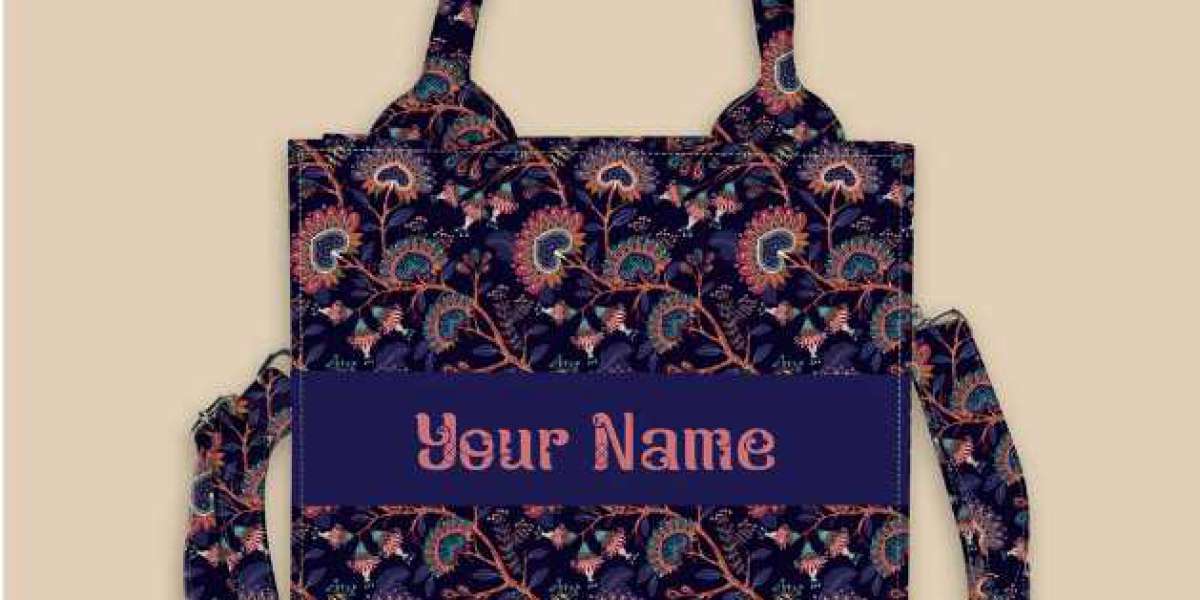 Why Customized Tote Bags Make the Perfect Gift for Every Girl?