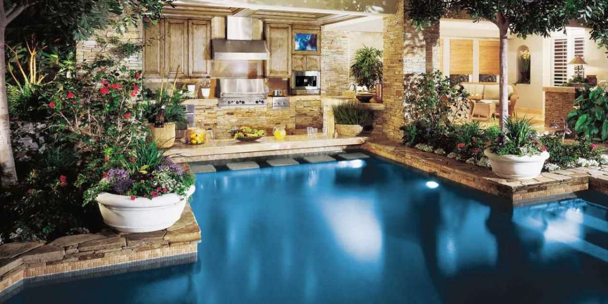 How to Select the Ideal Swimming Pool Contractor for Your Project?