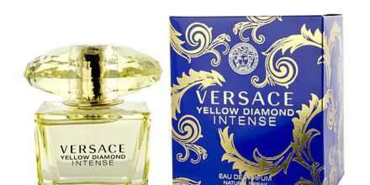 Versace Yellow Diamond Intense Perfume