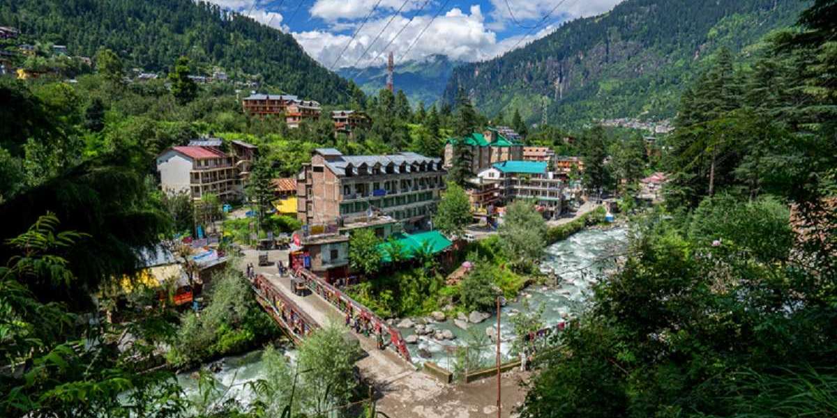 Hill Stations Known for Local Festivals
