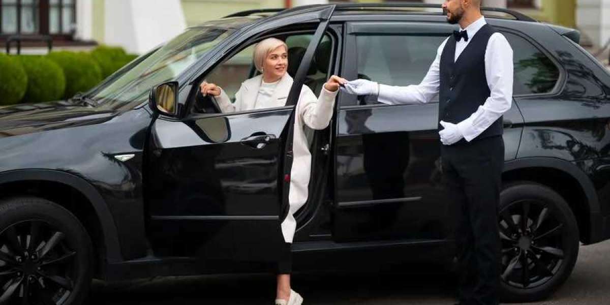 Top 10 Reasons to Hire a Chauffeur Service in Melbourne