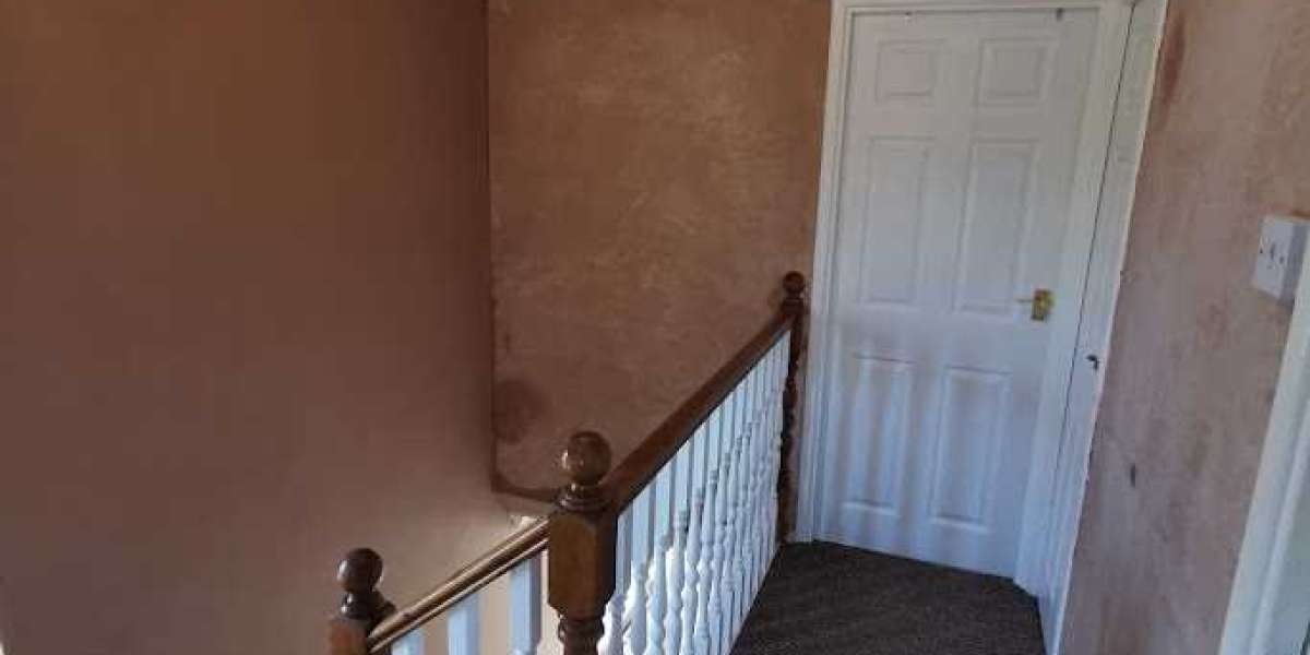 Why Choose a Local Plasterer Barnsley for Your Renovation Needs