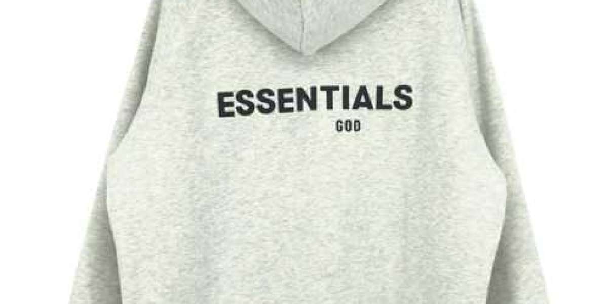 Essential Hoodies: The Ultimate Wardrobe Staple