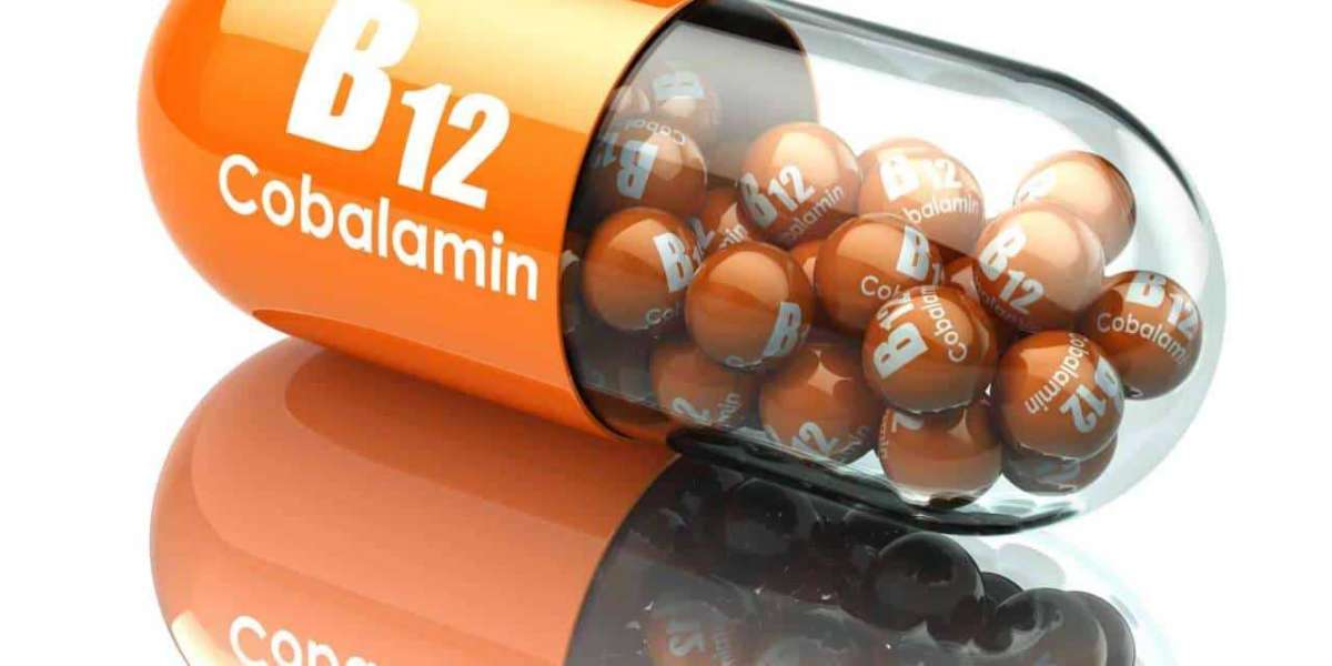 Vitamina B12 ¿Para qué sirve? + Alimentos y Suplementos